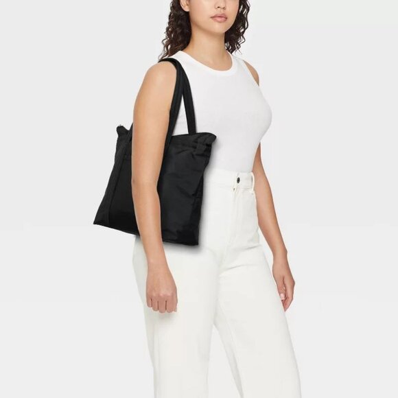 Essential Zip Tote Handbag - Universal Thread™ - Picture 4 of 4